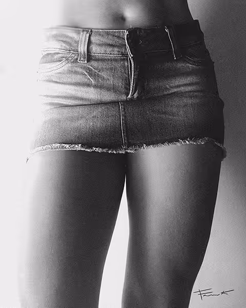 Item #100748379412919059267110879785057129888508222288536348751201759407361920860161 Media