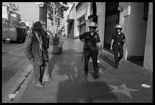 Item #92944060732368966215295016387630966585309105255455706870205160033755408105473 Media