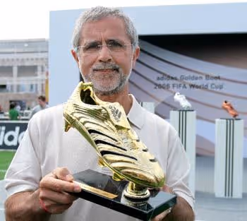 Item #83629701327361344441611628510548842663954159984013147701992555357540106371073 Media