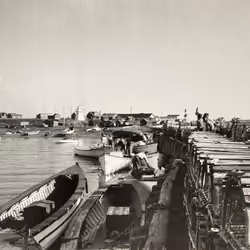 Preparing the gear on the wharf
