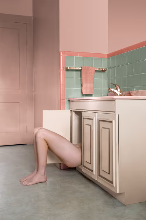 Item #66199238370220987817260704809787442862597280032429936774217036761117203890177 Media