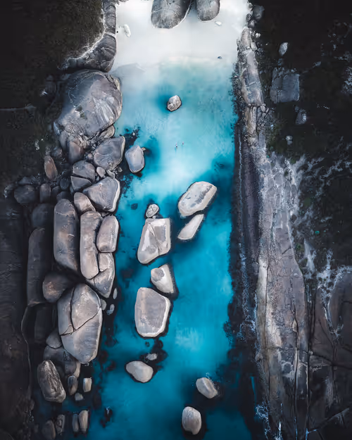 Item #83054766924673444604816267722836446190314772138657067753201581522211053764609 Media