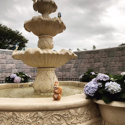 Item #77165448725546017054983630324879488760393813682525681623298807696761261391873 Media