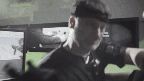 Item #90841346433580618356431149916011892695786805766630028854686798279126057747432 Media