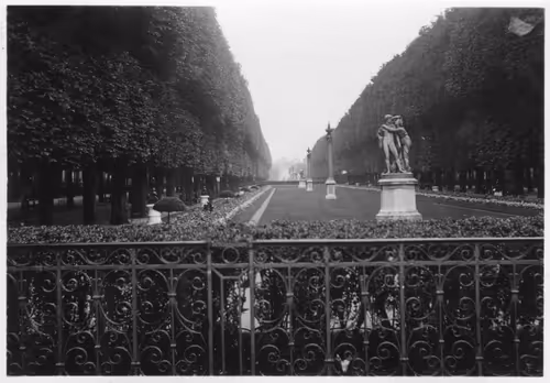 Item #15134709310911277842728697403753673439210482131750318059492546502563242967041 Media