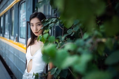 Item #115430530021268454506709462617258432423083676323812975140675143043409401348097 Media