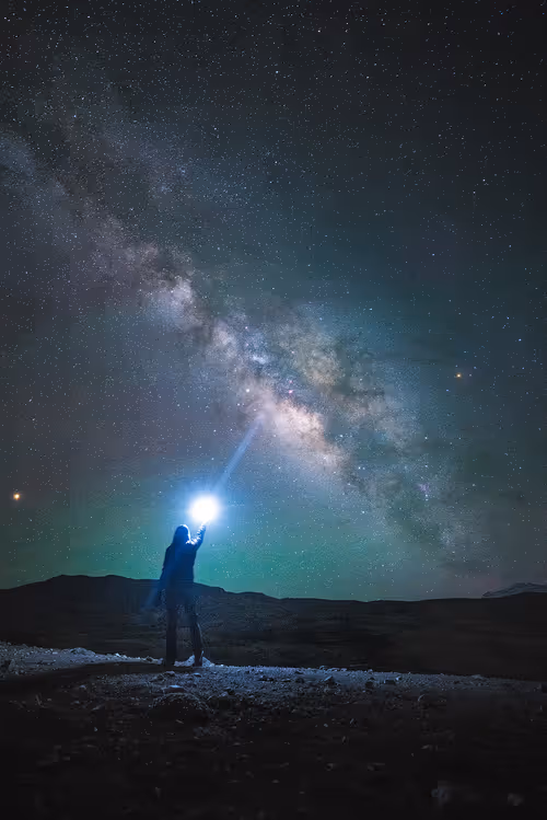 Item #9425749833926335333001150146280296056948702908253502131347533644159736872961 Media