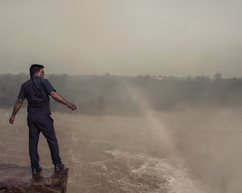 Item #80141737210111839928667523403933295145384279437019335330195524789574293258241 Media