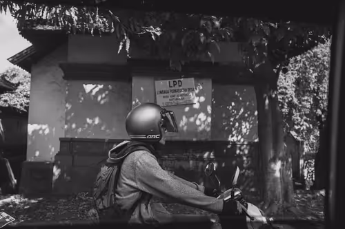 Item #95633765474931350240165697288740384276668175365753332134829565105829257936897 Media