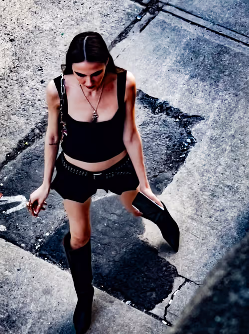 Item #37595592841557618650085123110397638345191304019698186619399195990294922264586 Media