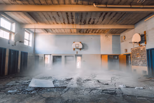 Item #10476208371703460535276576839065665727776608392811958092550953001999319171073 Media