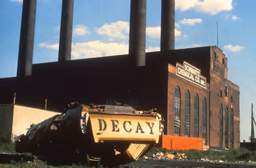 Item #58666795576559349121505323461683294450432785194771946845576264080622746599425 Media