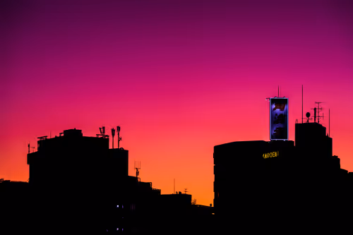 Item #69621890200610060160525318409719842078865320905189083870639293963710255595521 Media