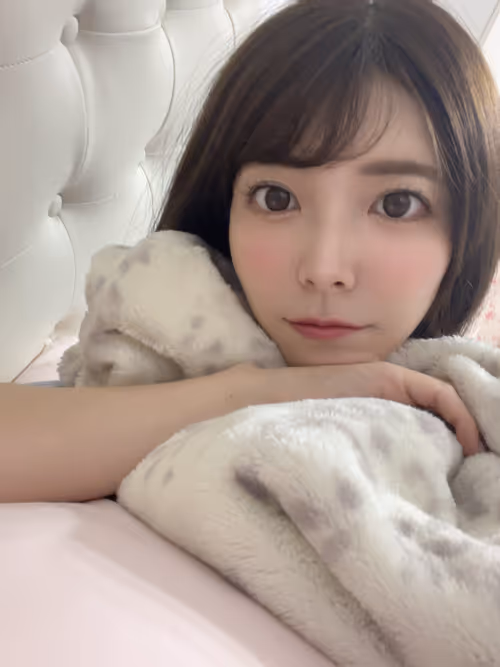 Item #84121289081958468684343997734683858451826841711285640041724668543508575944705 Media