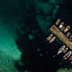 Mooring above