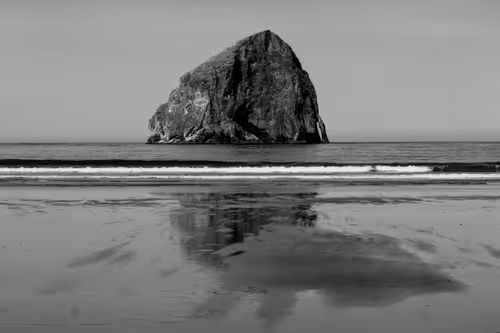 Item #41499236652340592734328289571973556148074028126370089423208509389913181913089 Media