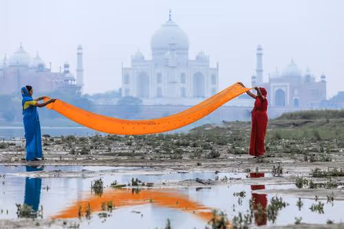 Item #83886518355349597778021909356356491703500961359452684167797568204923608236033 Media