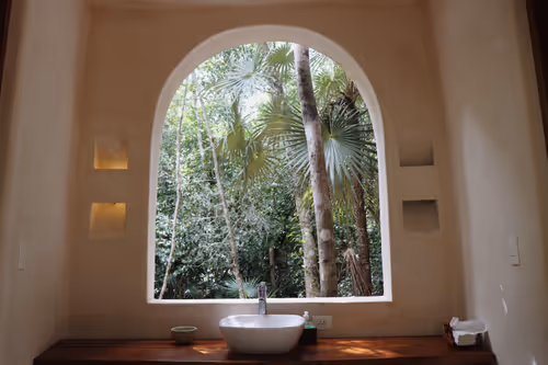 Item #109616905830071441798538756998378167915862334021072572541194346586936235261953 Media