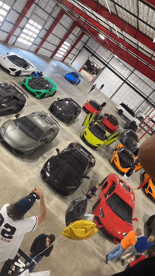 Item #53913275476309433778005066847894720694033944131143974611180447551247664283649 Media