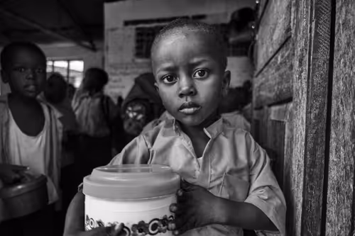 Item #81057615018985245267668409952199543064735075507553677475786031446570752278529 Media