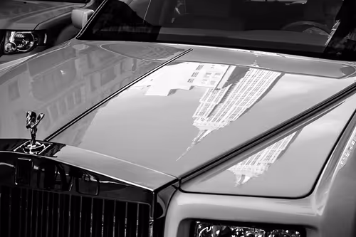 Item #110852837445052671113376188550591799335850901857151089489858941768399656583169 Media