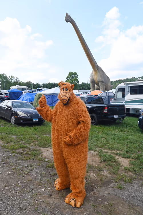 Item #44342675961109375462989417905387760220249458384552523538214946782161420681217 Media