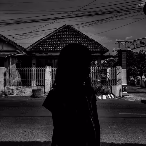 Moments In Black And White AXL3OaEiHh