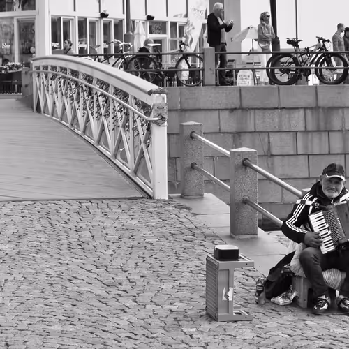 40449787652065743018640773044495240111019622512701765753694832781750488268801