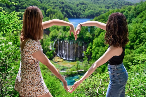 Item #65345487953311582179904319908136273825398030986349115812322284612824883789825 Media