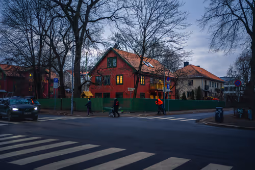 Item #63134945294261859625177552331781938641917245497609761794332943226901878538241 Media