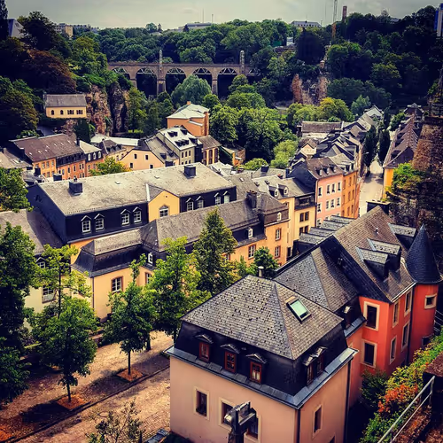 81502579898277150353033734927483914682173799916853565085596411568586970103809