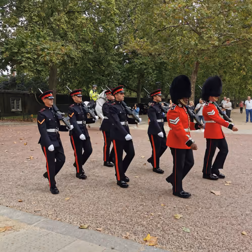 Guards change