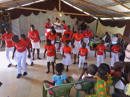 Item #94540594873627566214253693638695074369245433436911139179040268757063880933377 Media