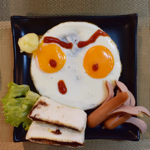 Item #114789367784781418560105569239197020547680939071037022005448403291925527920641 Media