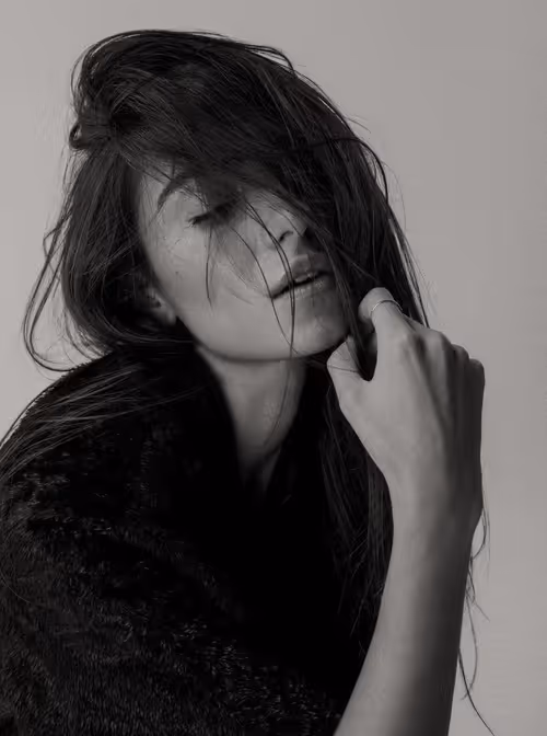 Item #50867123626424774834261631235437206087051938967624587772037365745757083140097 Media