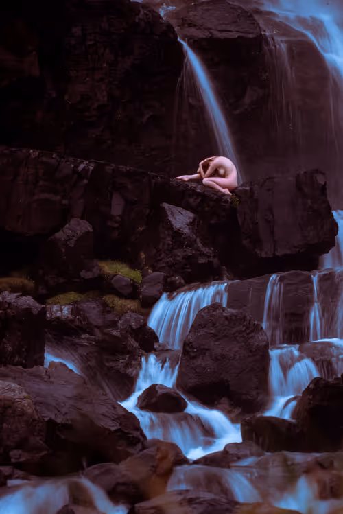 Item #83332782865168099246111470793904216784049773190563389119764666154206166515713 Media