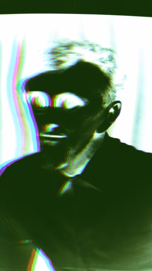 Item #38800416672363094847602926489336820944788560867702800329357993629870911913985 Media