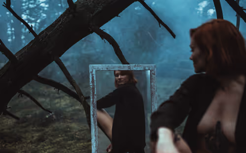 Item #49483015878195515189915113036899579232904606092427389429433117629620227670017 Media