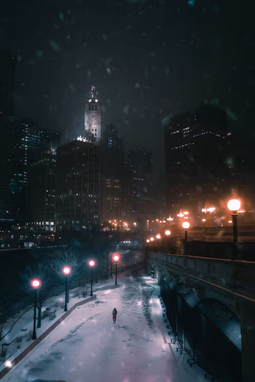 Item #43757670721263374592946249781714381816007461784391913156813849777946329350145 Media