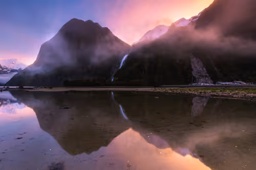 Item #98745491564379547554924435713421898077677728399868739538264606799651300966401 Media