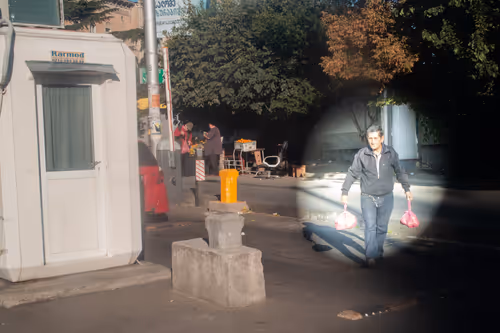 Item #8293050977498067439738640211663030445621008093446820664285480894259947110401 Media