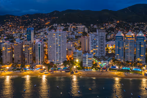 Item #96726591746174771022501478665295468653516508897085405319462931514688568033281 Media