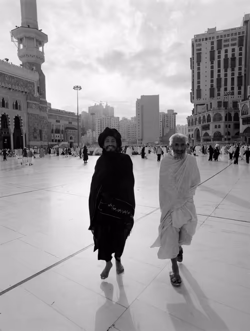 Item #104023740810564835841193669155962903667755292724793948450672365553941145976833 Media