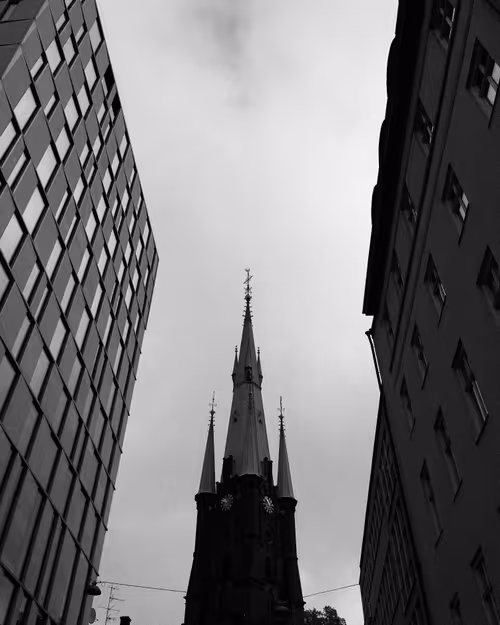 Item #18954319577998353253004349825961940133867291761371826571185822566022775832577 Media