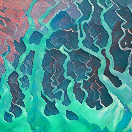 Item #18678461041580445412005835535262511456179012173461600876900221715133958717441 Media