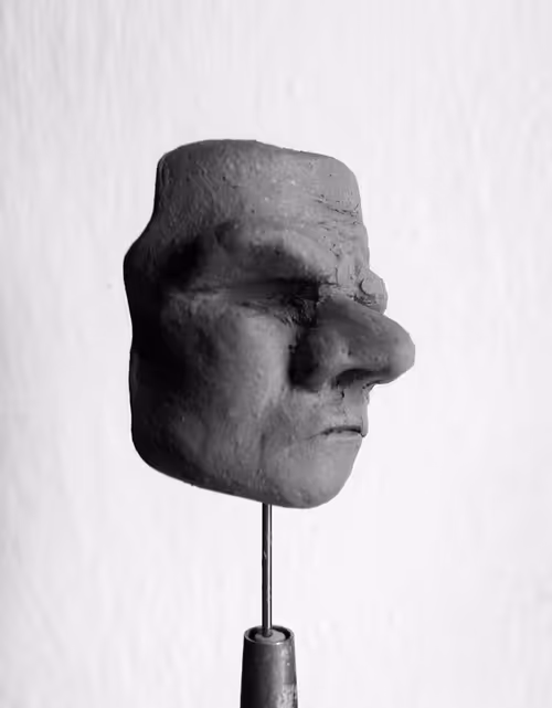 Item #74115066004589151620111760300377588999647427429410125442737561303341542146049 Media