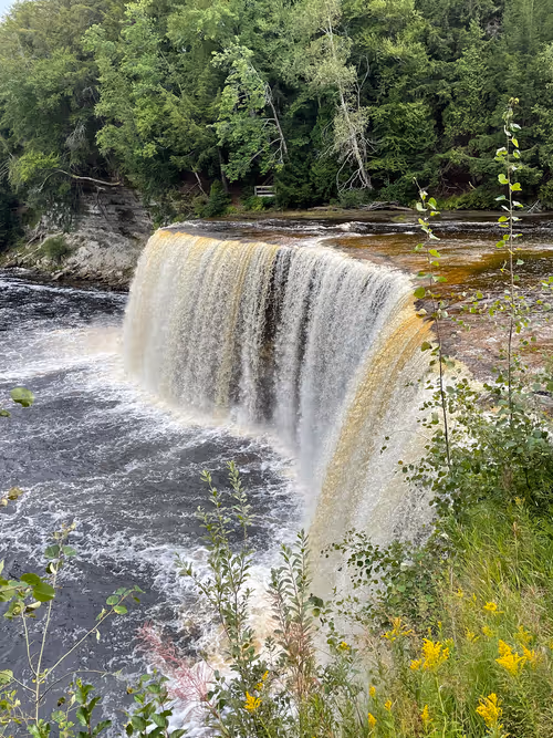 Item #79753716378083455176656896116415870979235593953848615537369387164411820507137 Media