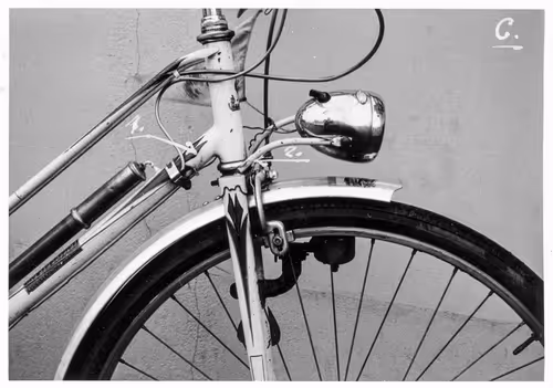 Item #81605143874735396064312735428883903564068242767550807813730910822057715433473 Media