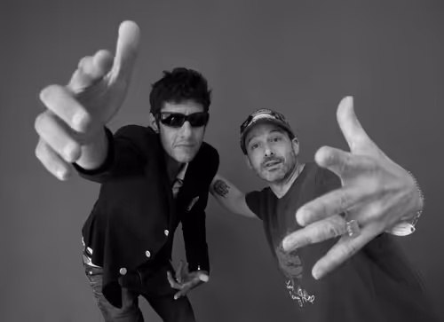 Item #56431751608181922231259635946092067407977788553703326303680802221690292535297 Media