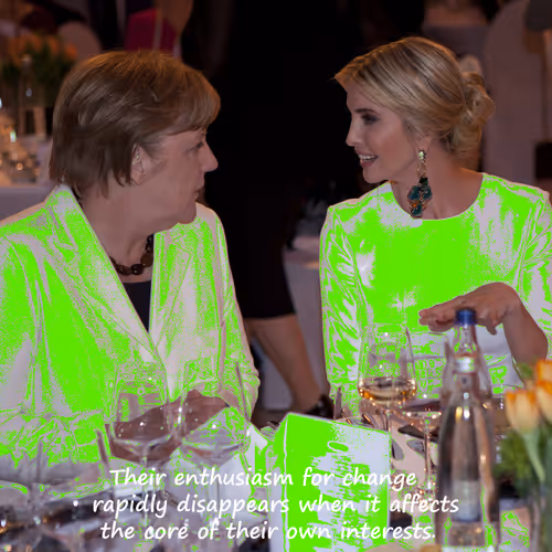 Item #95162980200423589909945355674085973318614204675314855183891209810931525615617 Media